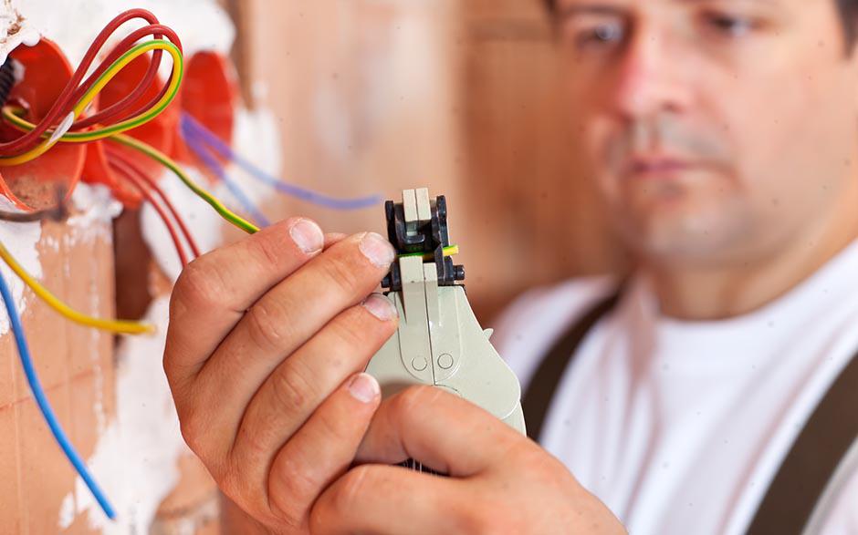 urgence électricité Paris 8
